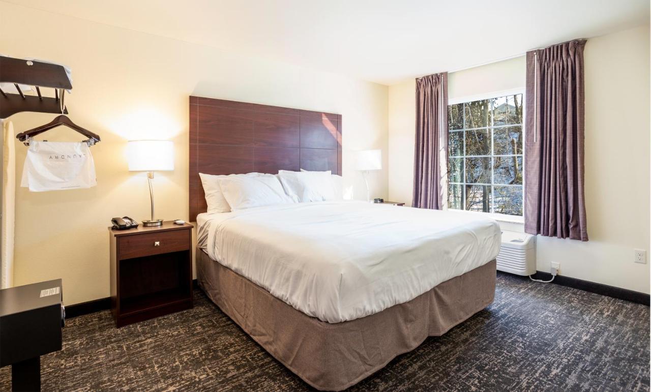 Cobblestone Inn & Suites - Brookville Eksteriør billede