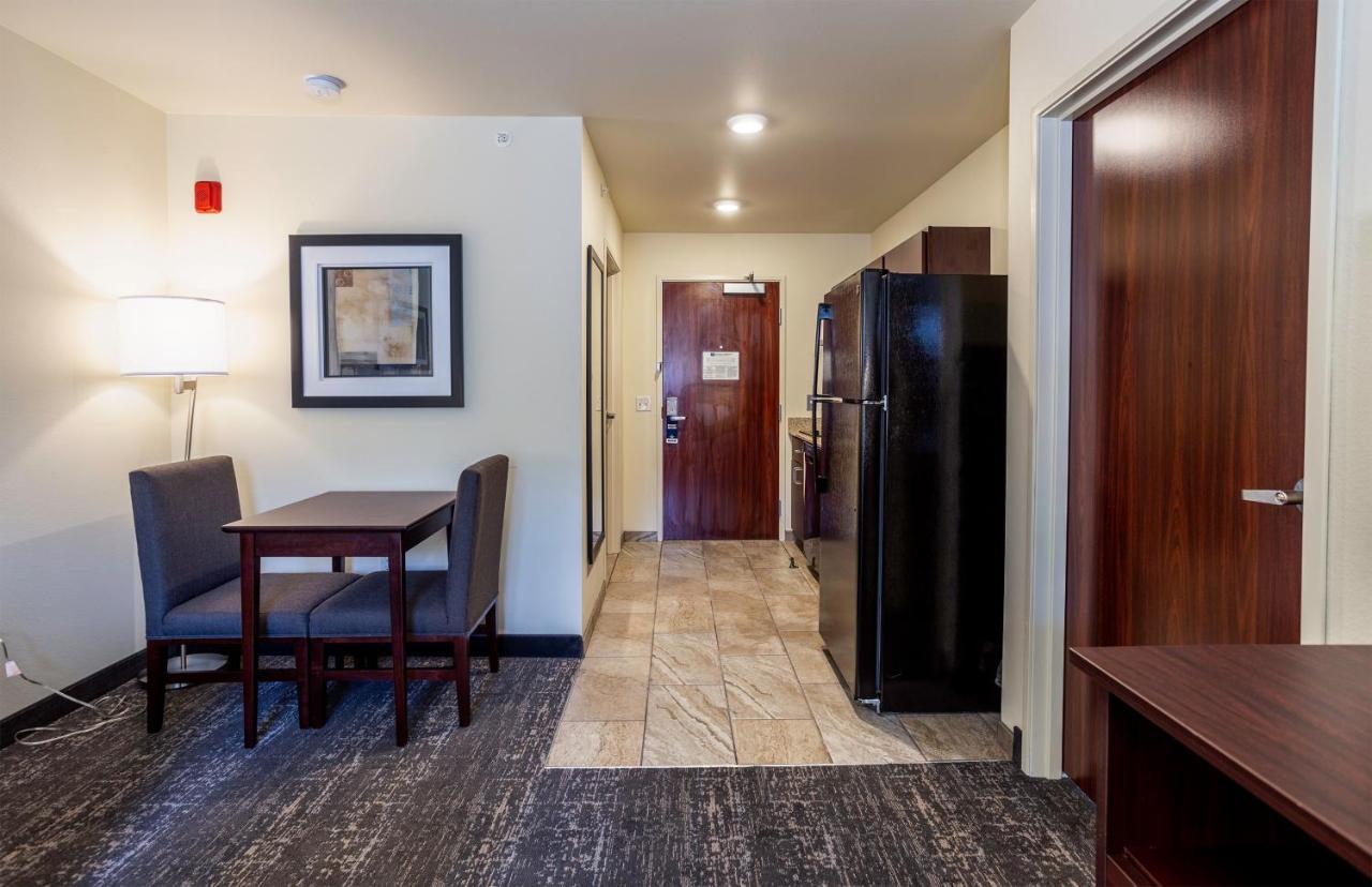 Cobblestone Inn & Suites - Brookville Eksteriør billede