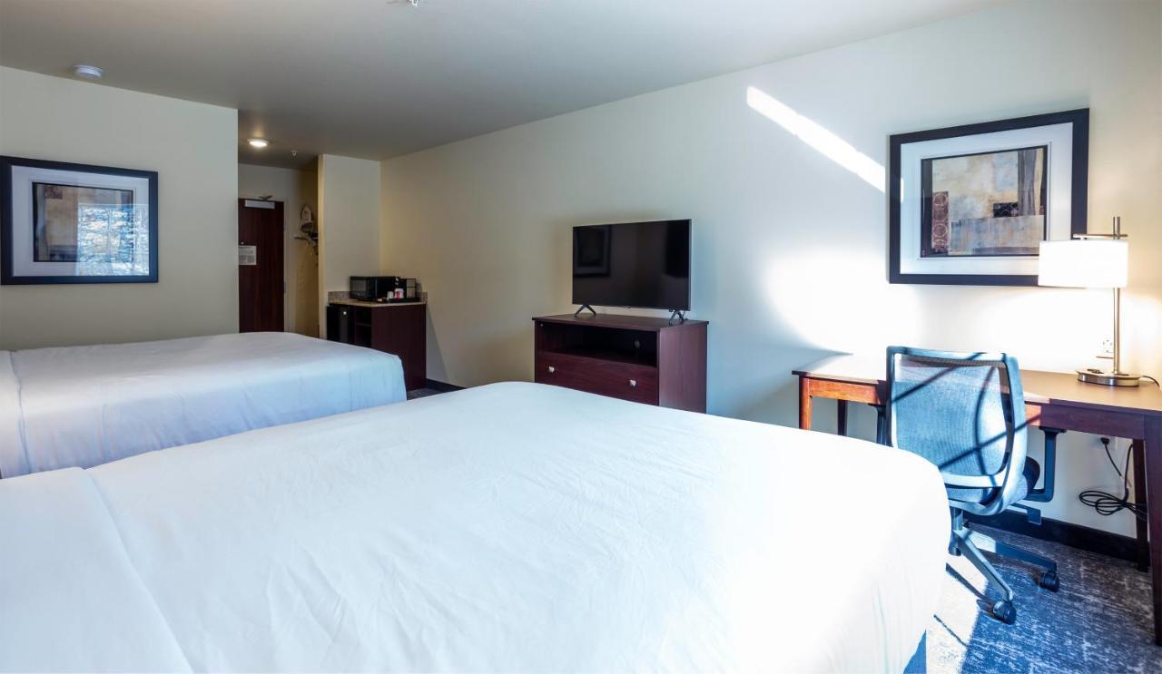 Cobblestone Inn & Suites - Brookville Eksteriør billede
