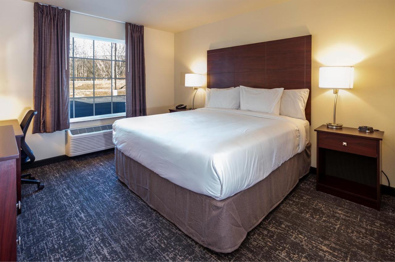 Cobblestone Inn & Suites - Brookville Eksteriør billede